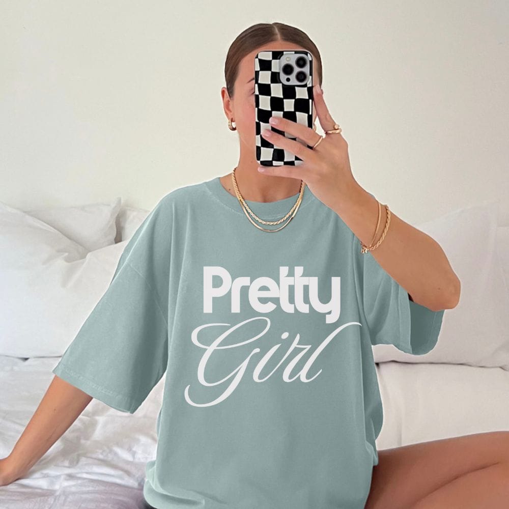 Pretty Girl Graphic - T-Shirt