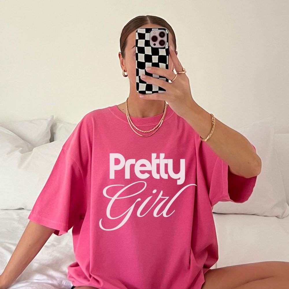Pretty Girl Graphic - T-Shirt